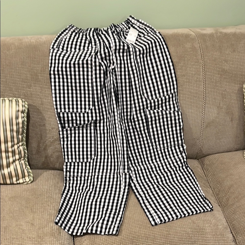 Black and white gingham pants